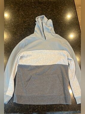 Men's Tri-Block Hooded Sweater in Light Blue, Gray & Charcoal